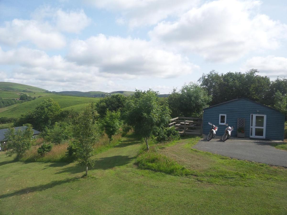 4 Bedroom Holiday Lodge In Welsh Hillside Woodland Llandrindod Wells Exterior photo